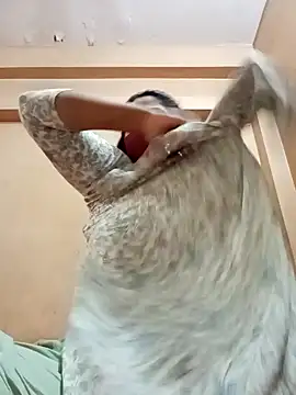 Magical Girl- online show from January 6, 3:20 am