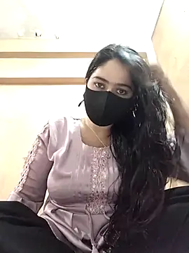 Magical Girl- online show from October 8, 3:37 am