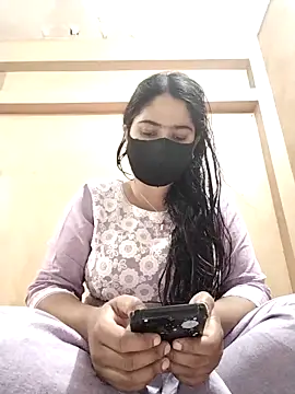 Snapshot of Magical_Girl- chatting on November 1, 4:14 am Magical Girl- online show from November 1, 4:14 am