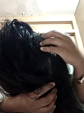 Snapshot of Magical_Girl- chatting on November 4, 3:27 am Magical Girl- online show from November 4, 3:27 am