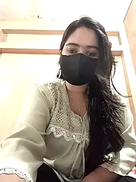 Snapshot of Magical_Girl- chatting on December 2, 3:34 am Magical Girl- online show from December 2, 3:34 am