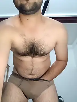 Snapshot of smartboy010101 chatting on December 16, 1:11 pm smartboy010101 online show from December 16, 1:11 pm