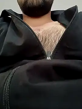 Snapshot of smartboy010101 chatting on February 9, 7:38 am smartboy010101 online show from February 9, 7:38 am