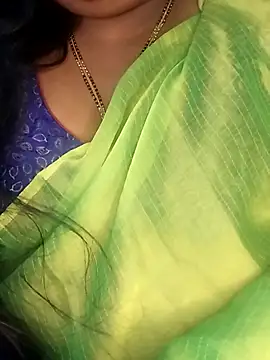 Sexy Radhikaa online show from December 14, 1:44 am