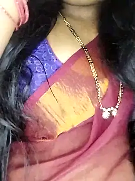 Sexy Radhikaa online show from March 1, 1:13 pm
