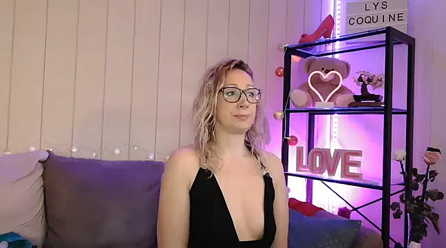 Lyscoquine online show from March 20, 1:04 pm