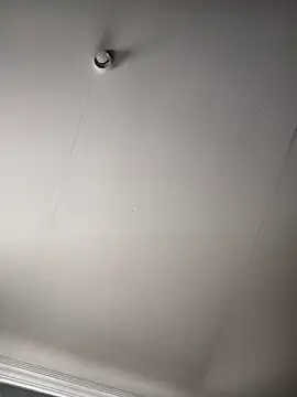 Snapshot of curvyloneah75 chatting on December 21, 4:36 pm curvyloneah75 online show from December 21, 4:36 pm