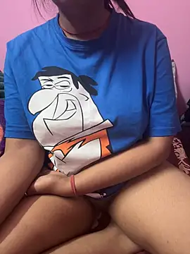  nishalove19 online show from December 5, 8:33 pm