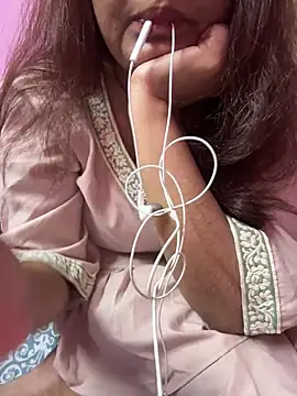  nishalove19 online show from February 1, 10:13 pm