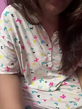  nishalove19 online show from March 22, 10:15 pm