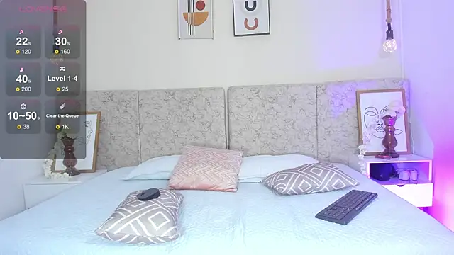 artemiss  online show from January 24, 7:39 pm