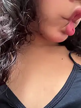 ChantalHans online show from February 15, 6:04 pm