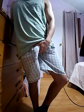 Snapshot of tula_chyk chatting on September 24, 2:15 am tula chyk online show from September 24, 2:15 am