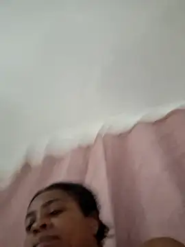 Snapshot of GoddessCarrie chatting on November 19, 5:29 am GoddessCarrie online show from November 19, 5:29 am