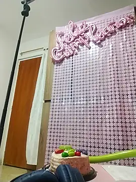 Snapshot of GoddessCarrie chatting on December 2, 4:29 am GoddessCarrie online show from December 2, 4:29 am