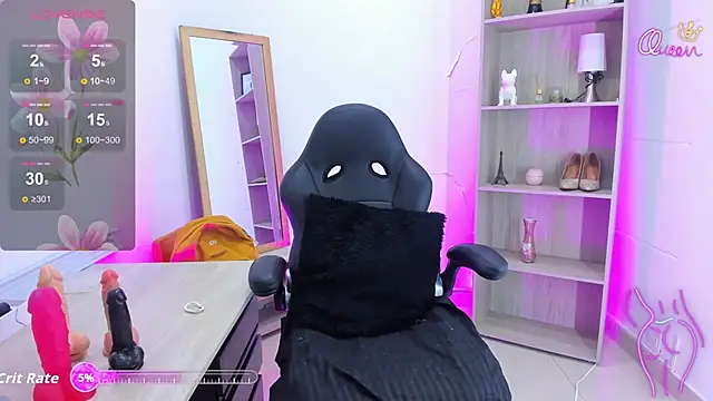 Evangeline johns online show from April 7, 8:42 pm