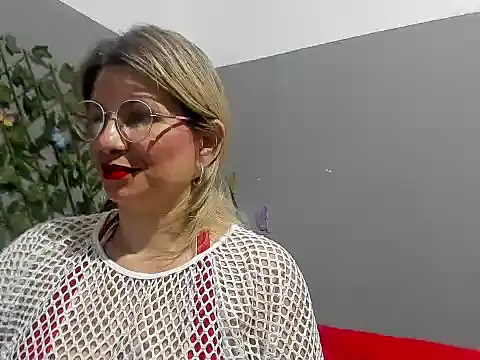 sexy bigboooty online show from December 5, 2:53 am