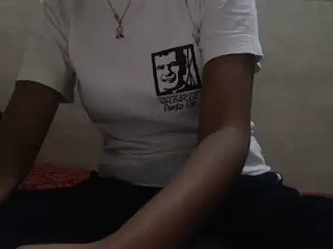 Snapshot of Nolimtslove chatting on February 13, 10:34 am Nolimtslove online show from February 13, 10:34 am