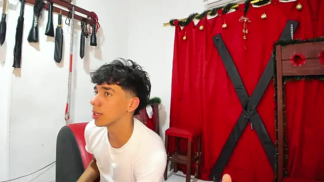 Harry LatinBoy online show from December 20, 1:36 am