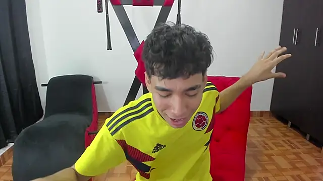 Harry LatinBoy online show from January 12, 7:31 pm