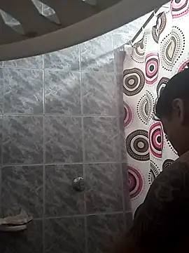 Naomy veracruz  online show from December 17, 9:59 am