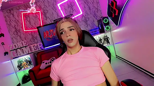 Snapshot of Alessa_mullen chatting on February 12, 7:02 am Alessa mullen online show from February 12, 7:02 am