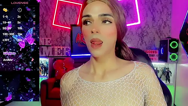 Snapshot of Alessa_mullen chatting on February 20, 9:44 am Alessa mullen online show from February 20, 9:44 am