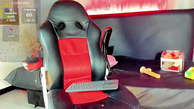 Snapshot of Alessa_mullen chatting on March 14, 12:51 pm Alessa mullen online show from March 14, 12:51 pm