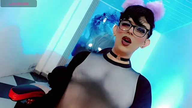 Snapshot of Alessa_mullen chatting on October 14, 4:13 am Alessa mullen online show from October 14, 4:13 am