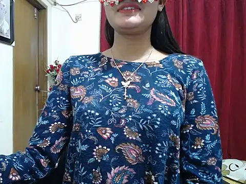 taisina online show from February 24, 11:09 pm