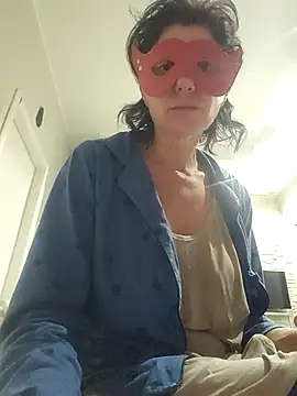 Snapshot of Vagabondainnamorata chatting on December 15, 3:44 am Vagabondainnamorata online show from December 15, 3:44 am