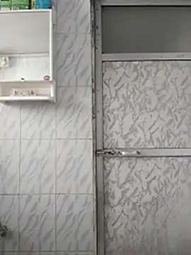 surabhi09 online show from February 18, 7:37 am