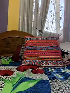 Snapshot of surabhi09 chatting on June 18, 12:42 pm surabhi09 online show from June 18, 12:42 pm