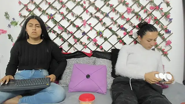 abby eemily online show from February 13, 11:39 am