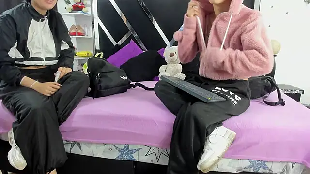 abby eemily online show from October 7, 12:02 pm