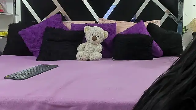 abby eemily online show from October 11, 12:04 pm