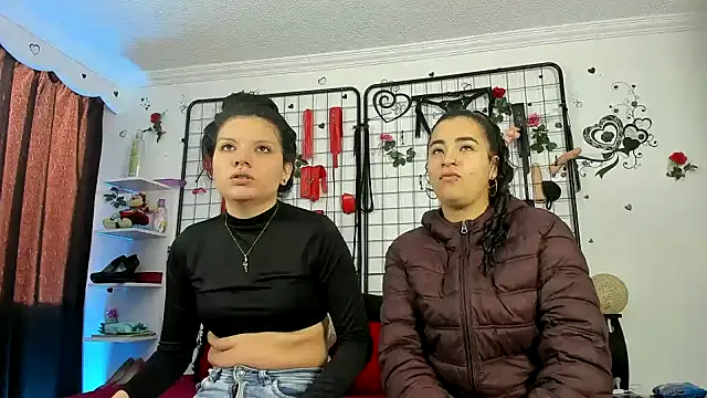 abby eemily online show from December 16, 12:21 pm