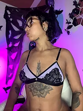 LollaByer online show from October 20, 9:59 pm