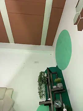 LollaByer online show from April 22, 9:05 pm