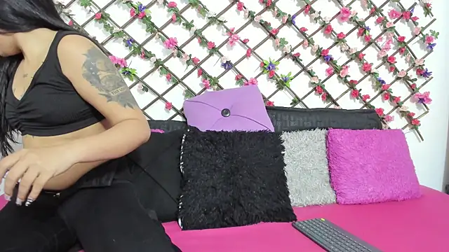 thedream girls online show from March 8, 12:20 pm