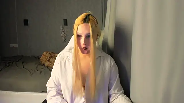 Kleo Godde online show from November 15, 6:44 am