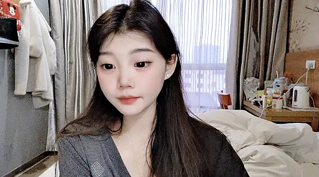 Snapshot of yangyang-1115 chatting on February 8, 10:18 am yangyang-1115 online show from February 8, 10:18 am