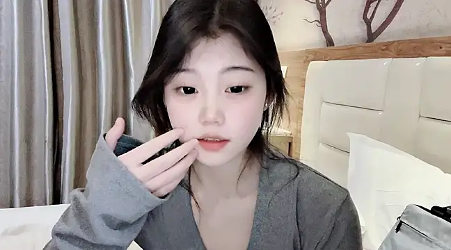 Snapshot of yangyang-1115 chatting on February 9, 2:29 pm yangyang-1115 online show from February 9, 2:29 pm