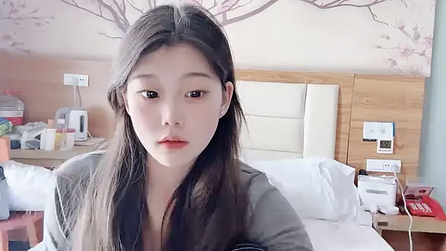 Snapshot of yangyang-1115 chatting on February 10, 5:36 am yangyang-1115 online show from February 10, 5:36 am