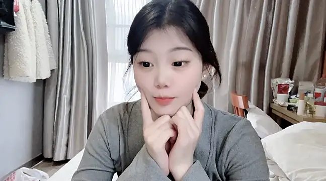 Snapshot of yangyang-1115 chatting on February 10, 9:58 am yangyang-1115 online show from February 10, 9:58 am