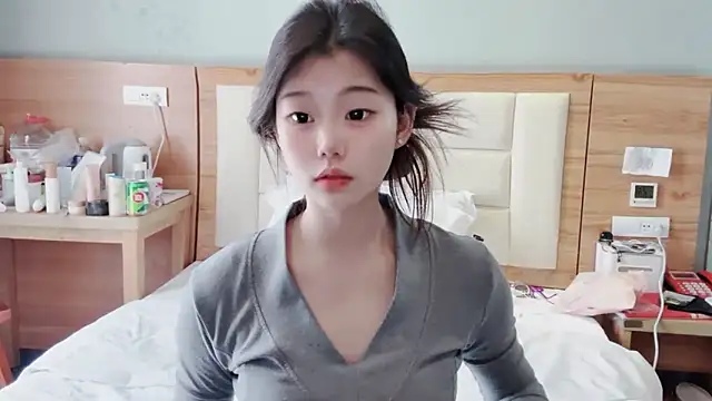 Snapshot of yangyang-1115 chatting on February 14, 7:38 am yangyang-1115 online show from February 14, 7:38 am