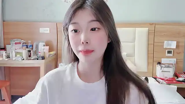 Snapshot of yangyang-1115 chatting on February 16, 8:43 am yangyang-1115 online show from February 16, 8:43 am