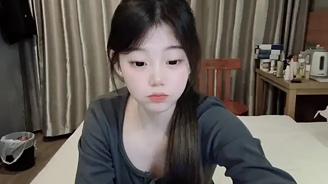 Snapshot of yangyang-1115 chatting on February 18, 4:26 pm yangyang-1115 online show from February 18, 4:26 pm