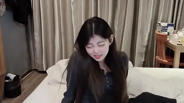 Snapshot of yangyang-1115 chatting on February 19, 4:11 pm yangyang-1115 online show from February 19, 4:11 pm