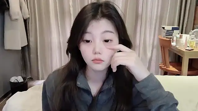 Snapshot of yangyang-1115 chatting on February 21, 12:39 pm yangyang-1115 online show from February 21, 12:39 pm